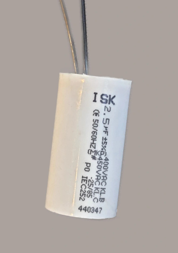 خازن 2.5uf/450v سیم دار